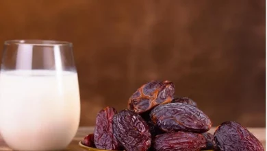 Dates With Milk